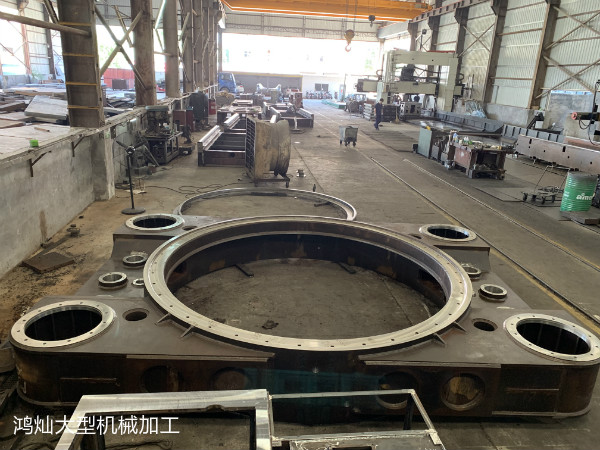 大型鋼構件焊接加工（2）